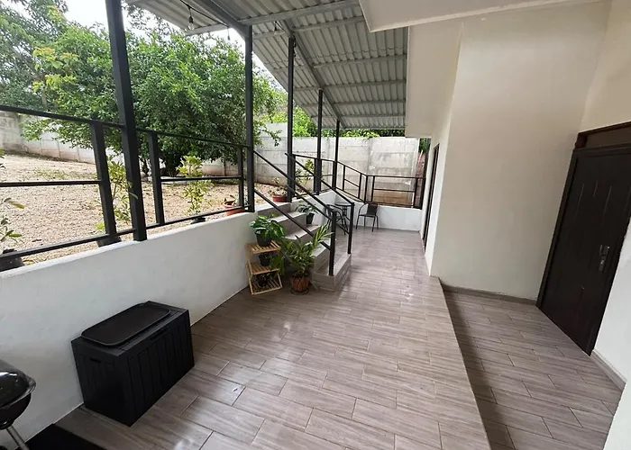 Spacious, Peaceful Retreat Near Tamarindo Сasa de vacaciones Chorro