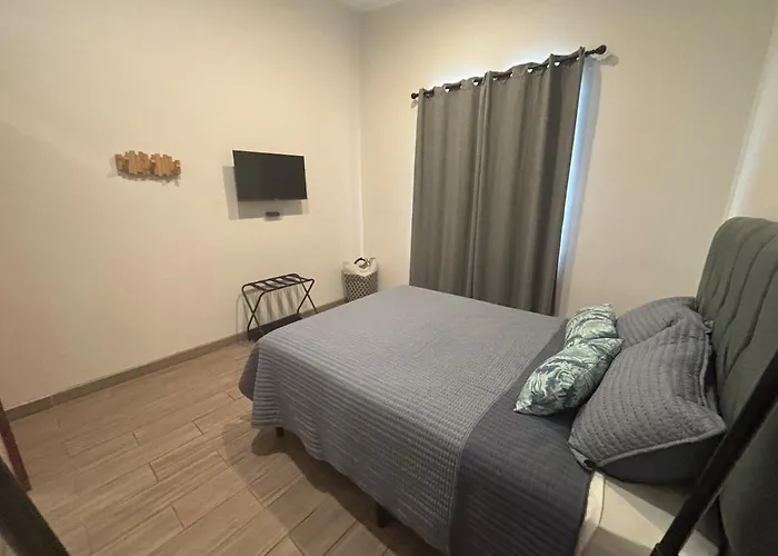 Spacious, Peaceful Retreat Near Tamarindo